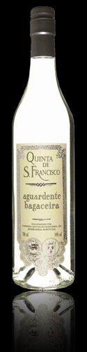 Qta S. Francisco aguardente bagaceira