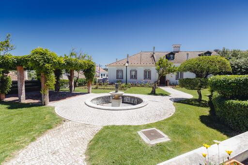 Quinta do Monte d'Oiro photo